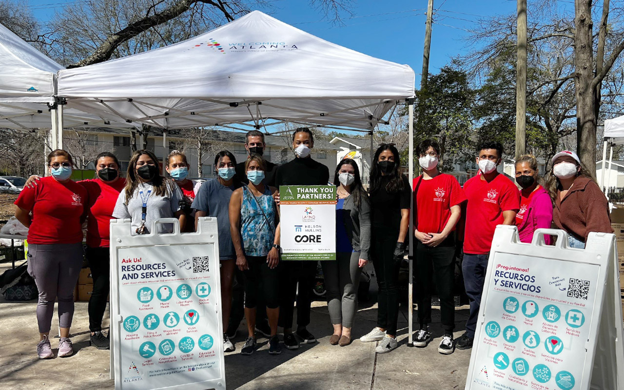 Image of volunteers at the Sara J González Park