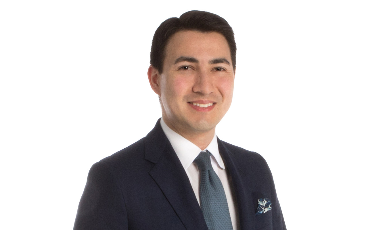 Attorney Jeff Kelly poses for a portrait photo