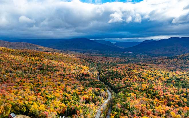 photo of the blue ridge mountains and fall foilage